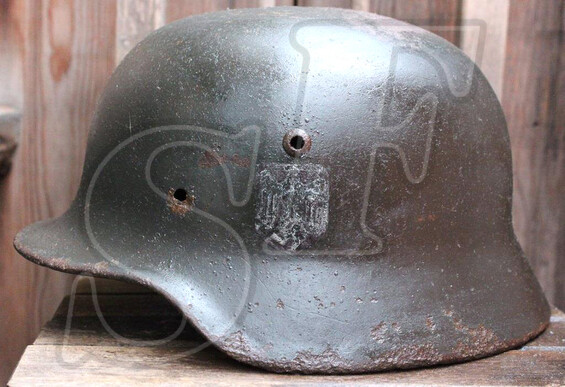 German helmet M35 / from Tver