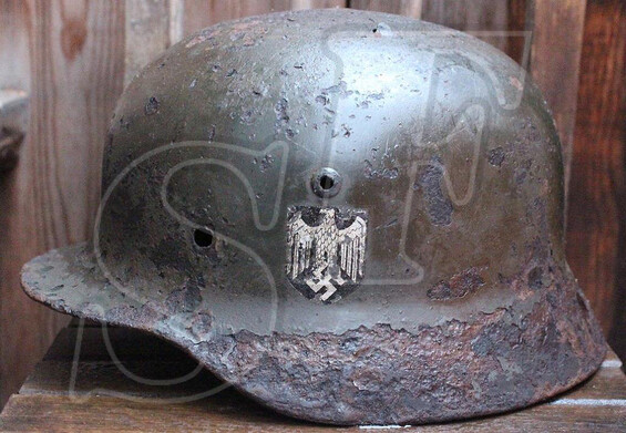 Helmet M35 DD, Wehrmacht / from Leningrad