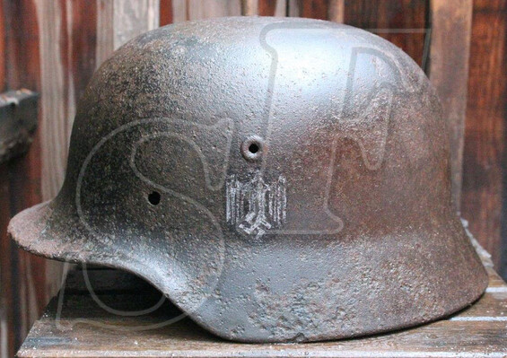 Helmet M40, Wehrmacht / from Novgorod