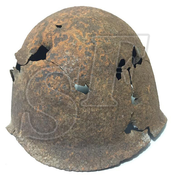 Steel helmet SSH39 / from Stalingrad