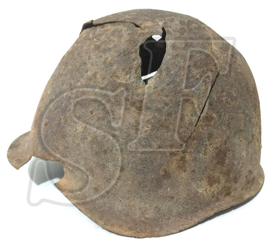 Steel helmet SSH40 / from Stalingrad