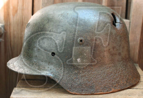 German helmet М35 / from Leningrad