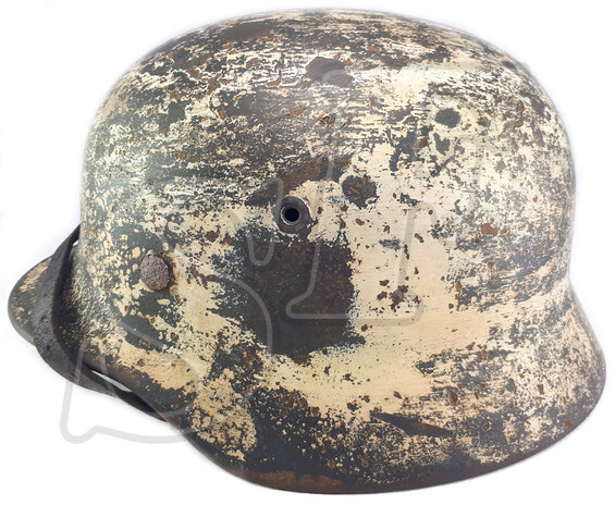 Winter camo helmet M40 / from Stalingrad