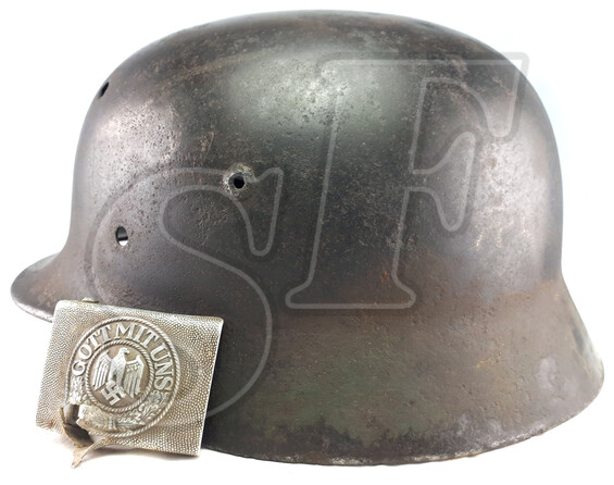 German helmet M35 + buckle "Gott mit Uns"