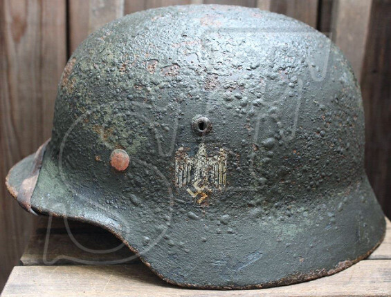 Wehrmacht helmet M35 / from Orel