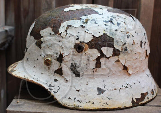 Winter camo helmet M40 / from Novgorod