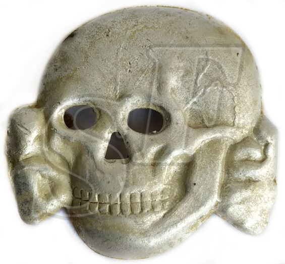 Waffen SS collar tab skull / from Pskov