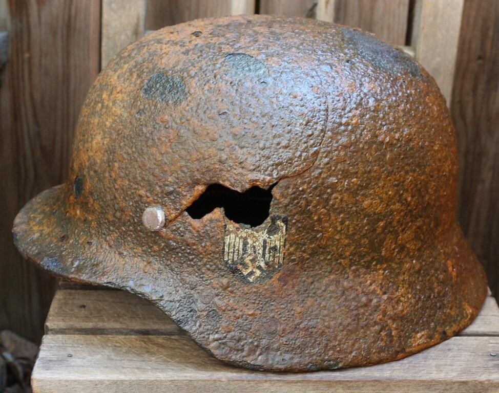 Wehrmacht helmet M40 / from Kaluga