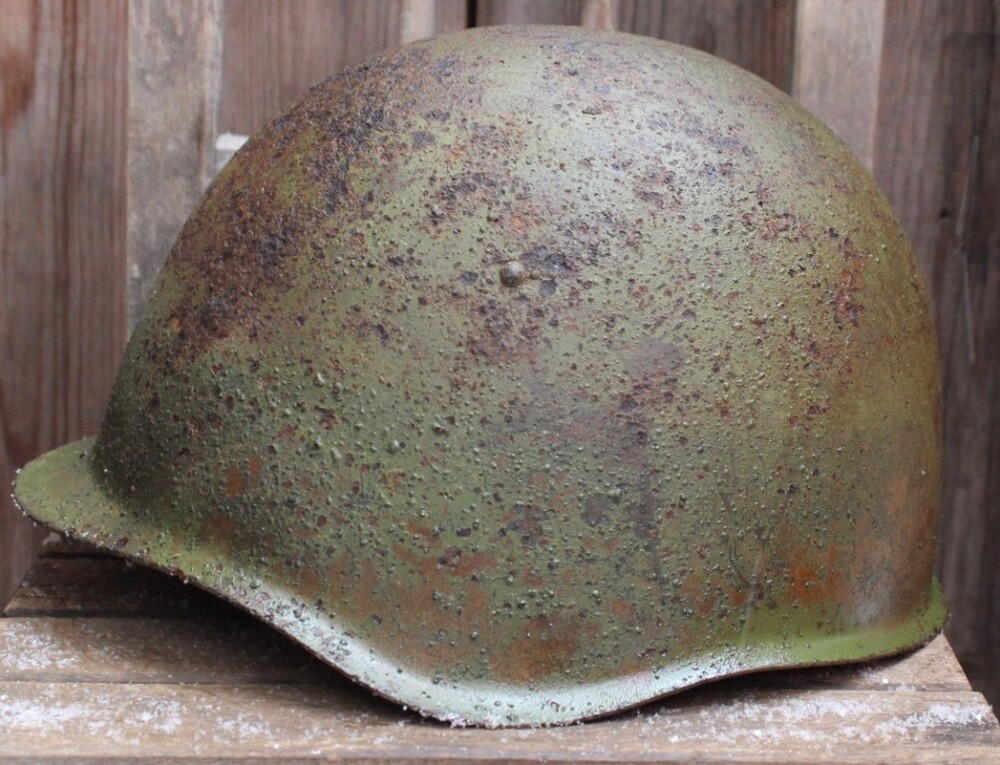 Soviet helmet SSh39 / from Karelia