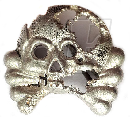 Panzer collar tab skull / from Stalingrad