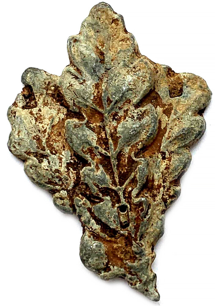 Jaeger troops hat oak leaves / from Karelia