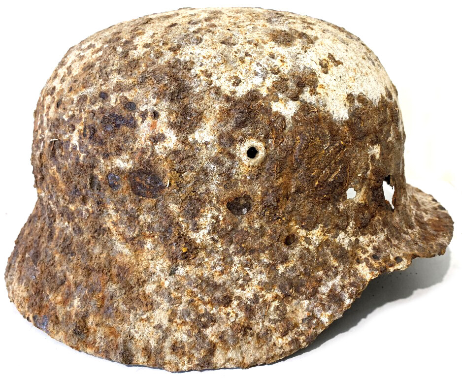 German helmet M40 / from Stalingrad