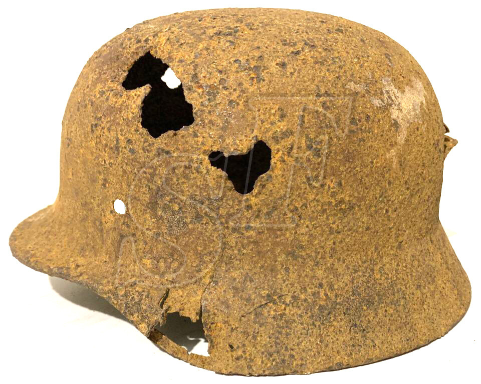 German helmet M40 / from Stalingrad