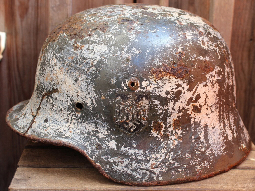 Winter camo Wehrmacht helmet M35 DD / from Novgorod