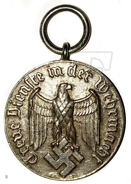 Wehrmacht Long Service Award Fourth Class: 4 Years / from Stalingrad