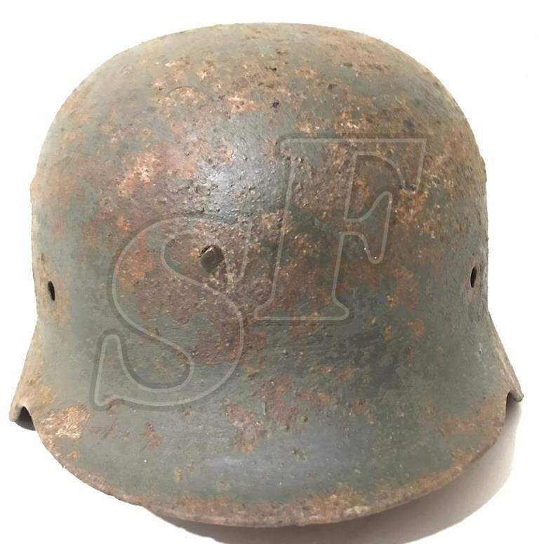German helmet М35 / from Stalingrad