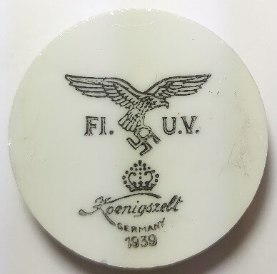 Refrigerator magnet from the dishes of the Deutsches Reich