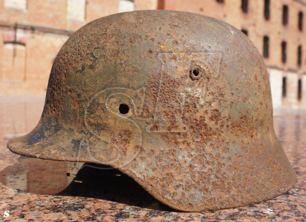 German helmet М35