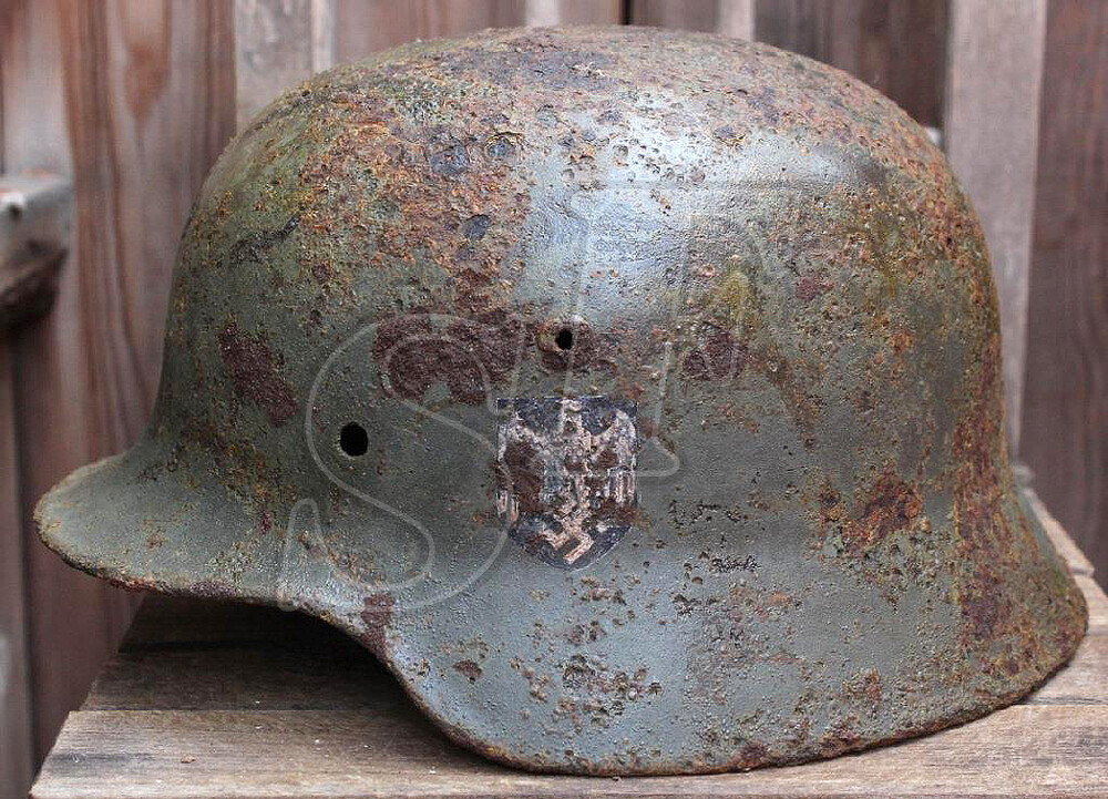 Helmet M35, Wehrmacht / from Smolensk