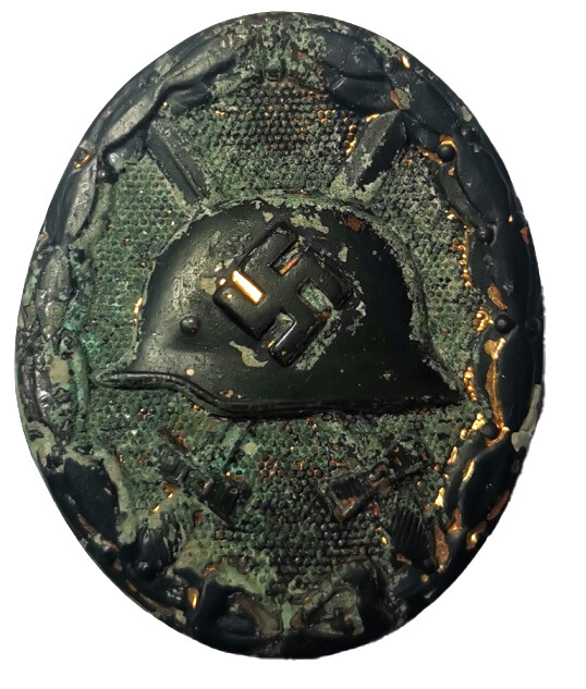 Black wound badge / from Stalingrad