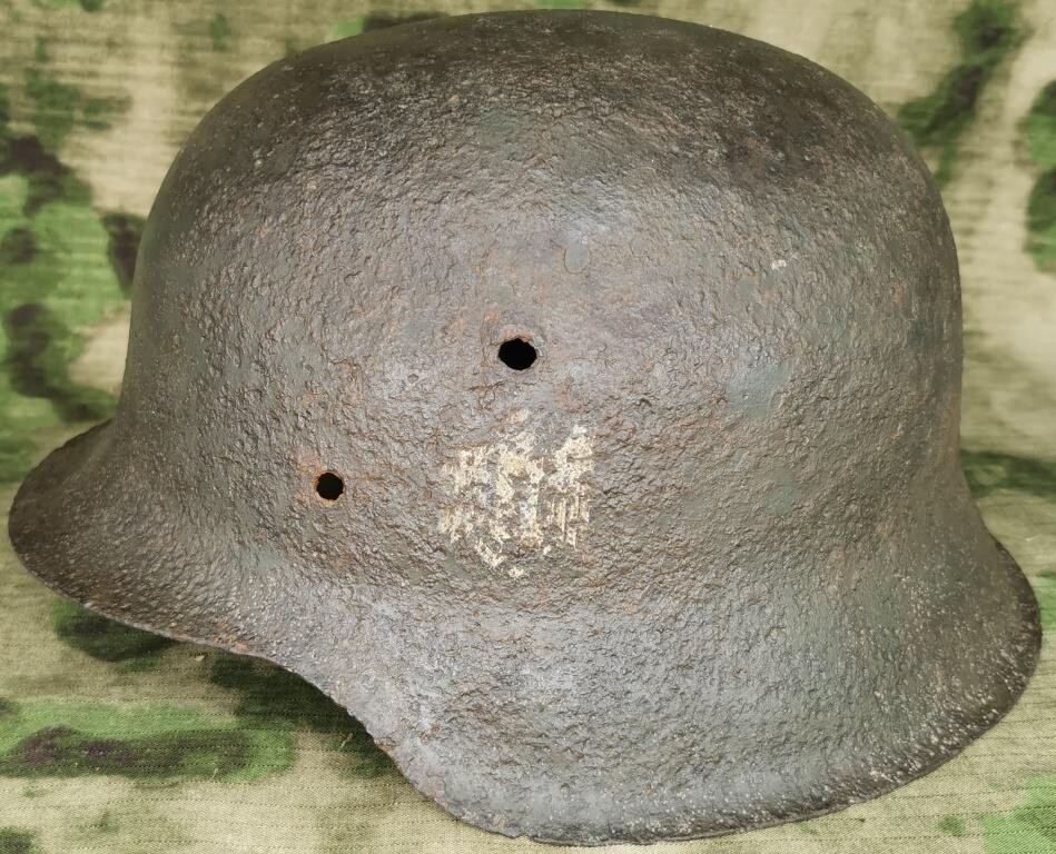 Wehrmacht helmet M42 / from Leningrad