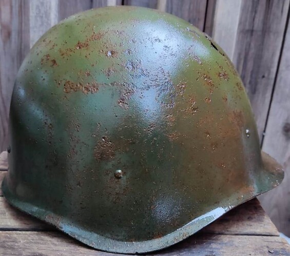 Soviet helmet SSh40 / from Karelia