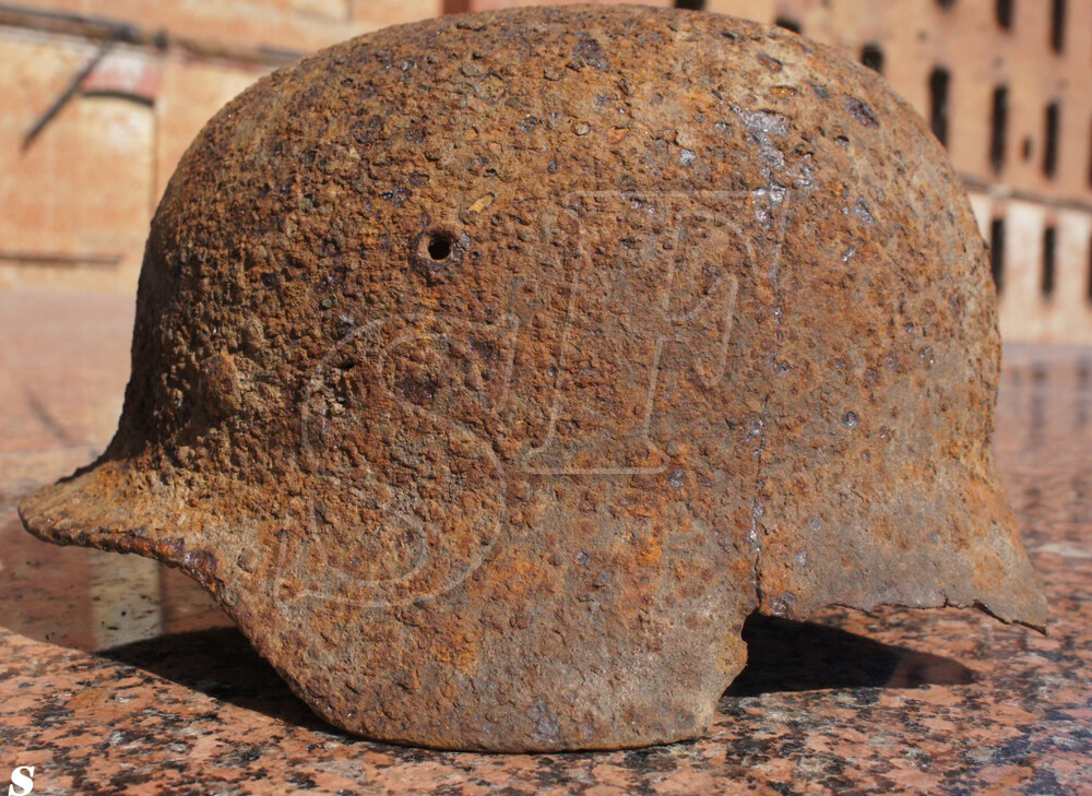 German helmet М40