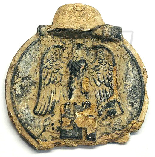 Eastern Front Medal / from Koenigsberg