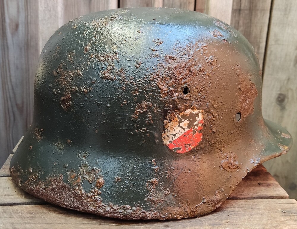 Wehrmacht helmet M35 DD / from Smolensk