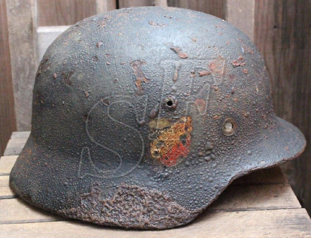 Wehrmacht helmet M35 DD / from Novgorod