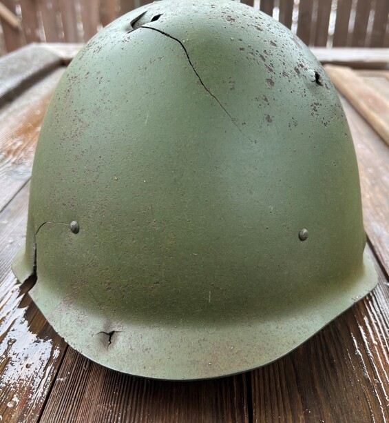 Soviet helmet SSh40 / from Karelia