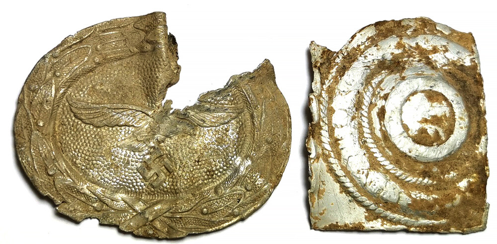 Luftwaffe and Waffen-SS belt buckles overlays / from Staraya Russa