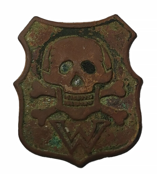 Werwolf member badge / from Konigsberg