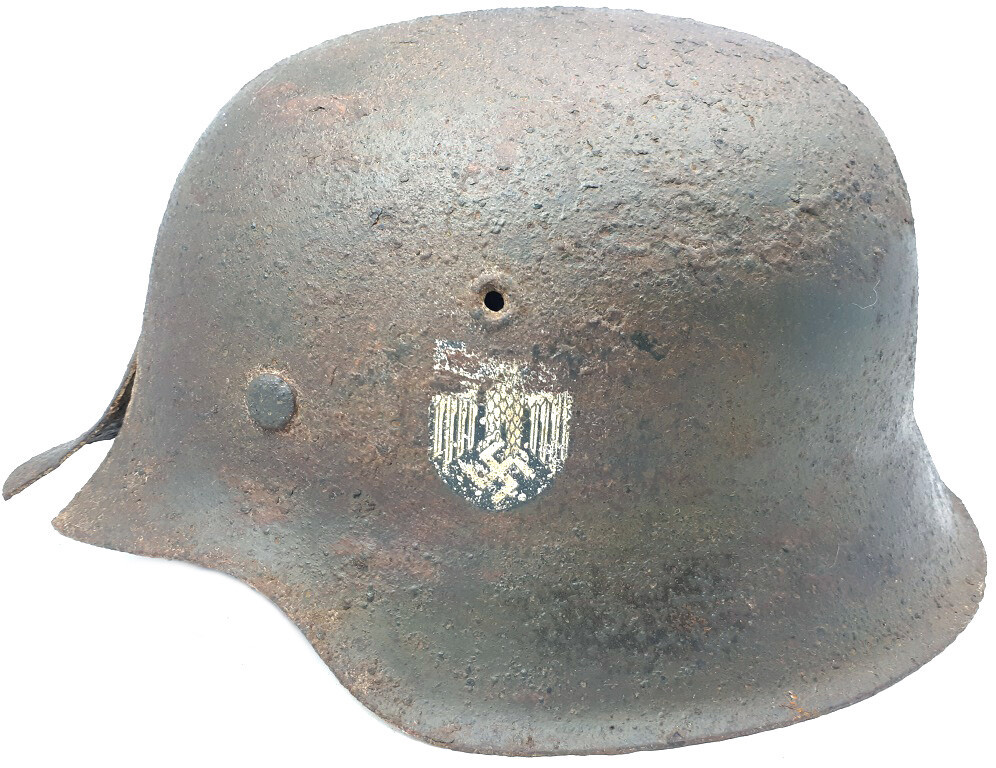 Wehrmacht helmet M42 / from Leningrad