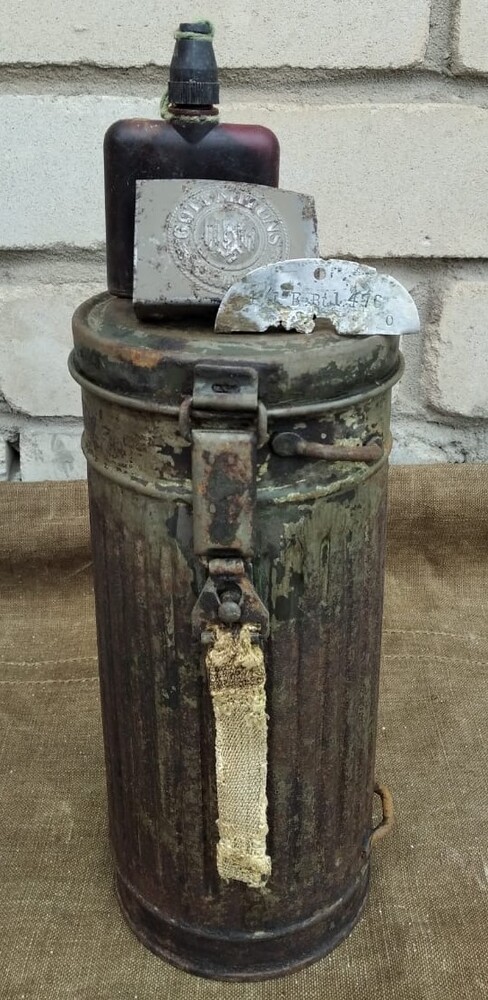 The Wehrmacht soldier’s belongings / from Stalingrad