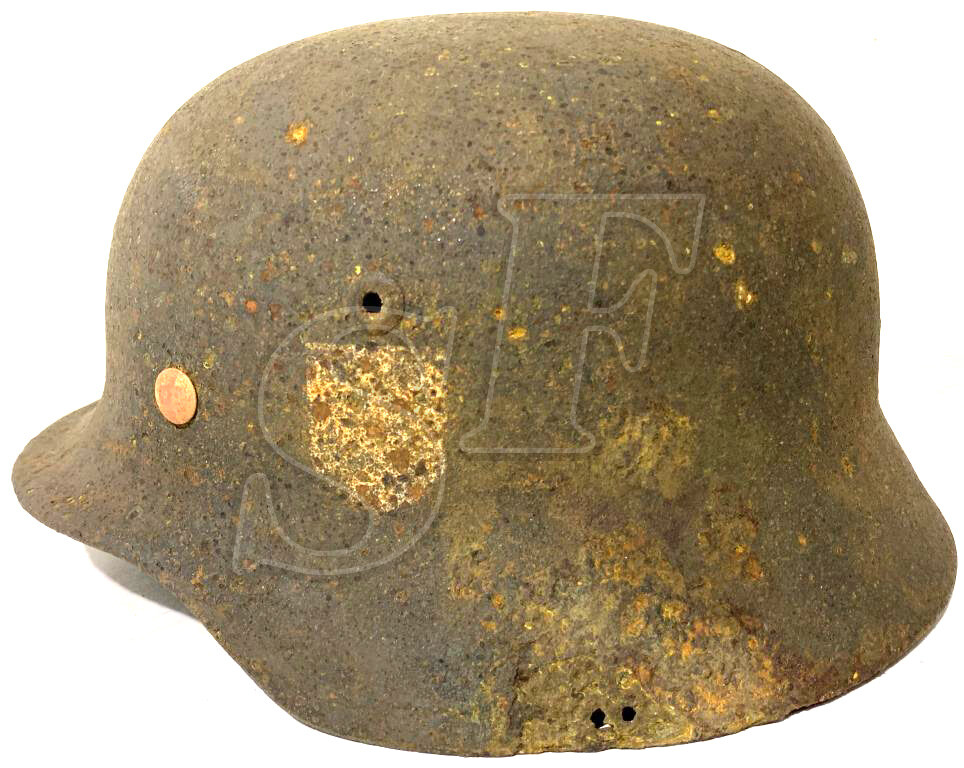 Wehrmacht helmet M40 / from Kaluga