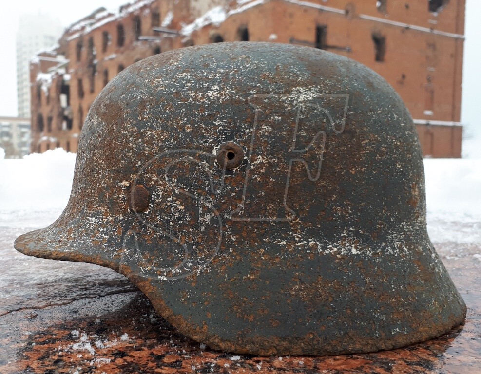 German helmet M40 from Mtsensk