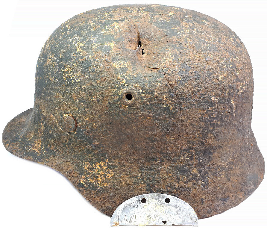 German helmet M40 / from Stalingrad