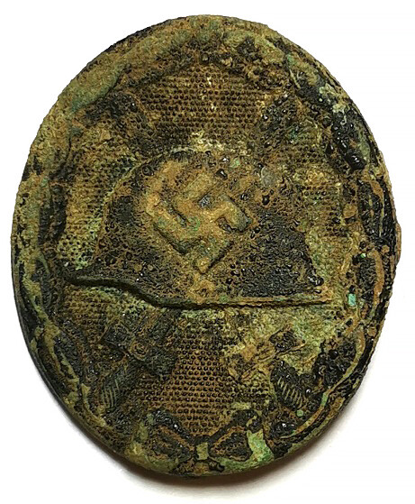 Black Wound Badge / from Dukhovshchina