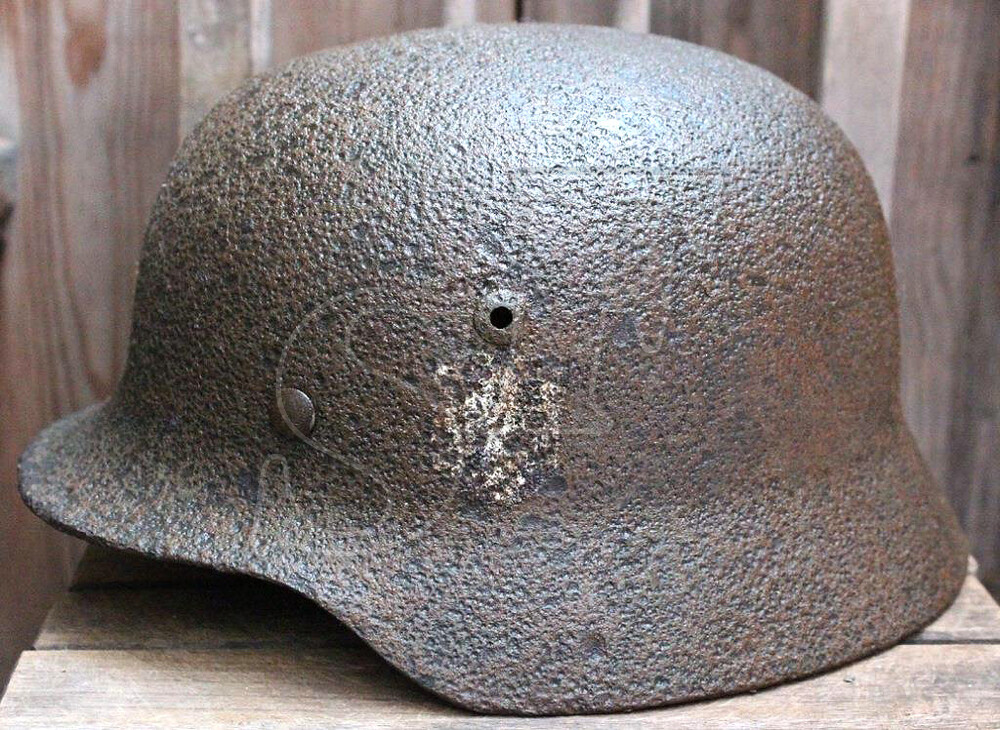 German helmet M35, Wehrmacht / from Stalingrad