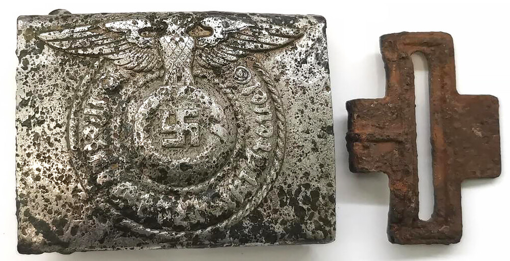 Belt buckle Waffen SS “Meine Ehre heißt Treue” / from Leningrad