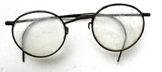 German glasses / from Konigsberg