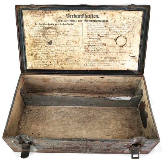 German Medical box / from Novgorod