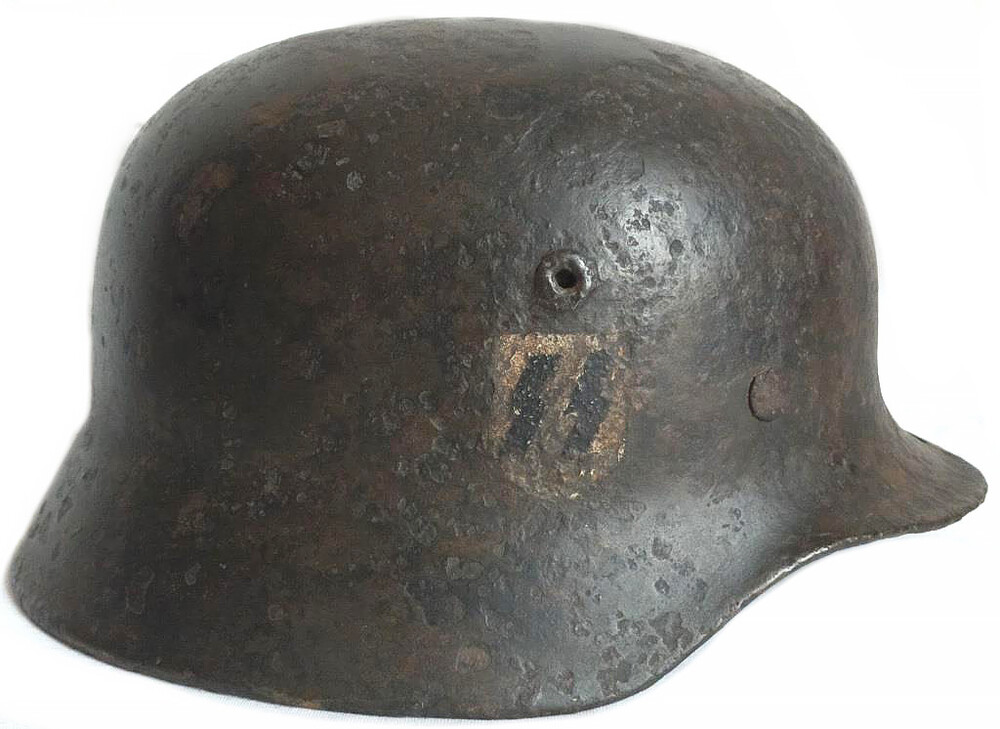 Waffen SS helmet M35 DD / from Demyansk pocket