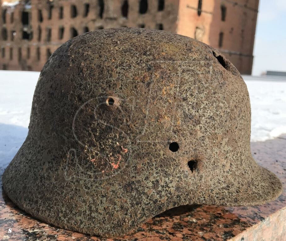 German helmet M35 "Double dekal" / from Stalingrad