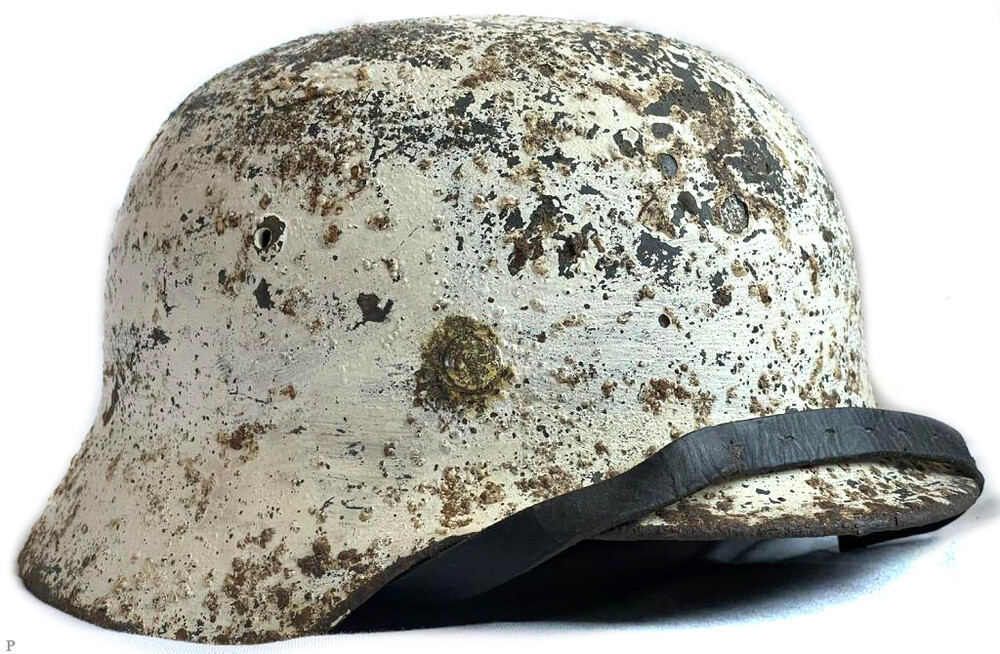 Winter camo German helmet M40 / from Pskov