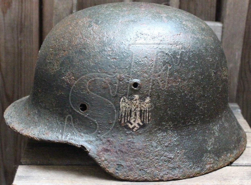Wehrmacht helmet M35 / from Smolensk