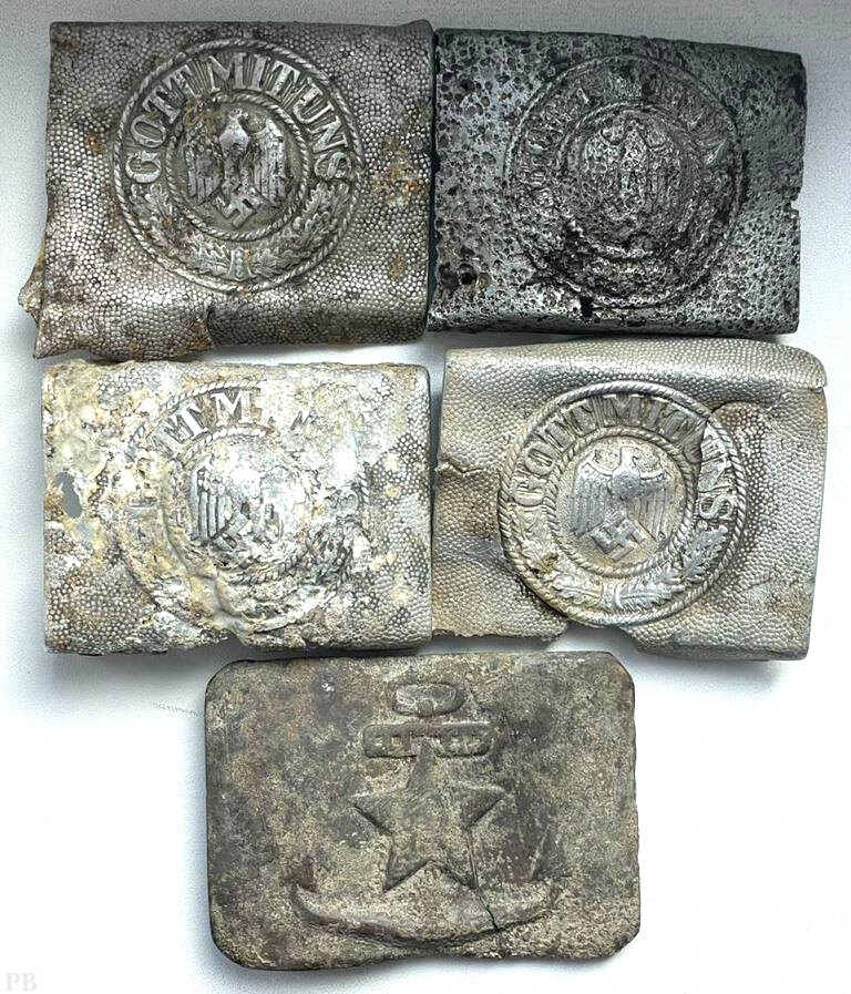 WWII belt buckle / from Stalingrad