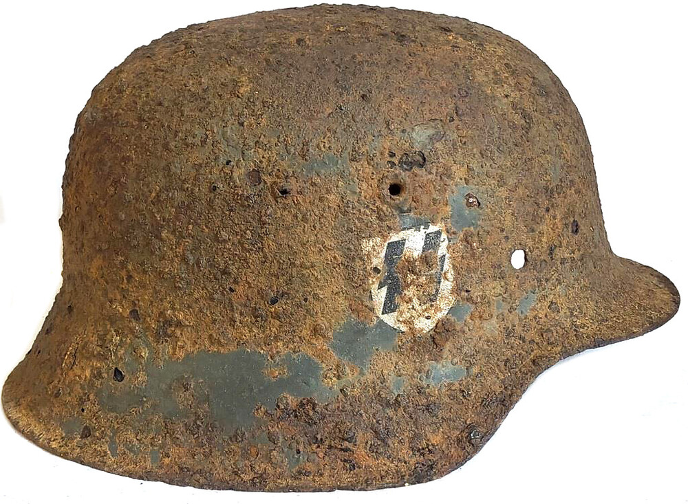Waffen SS helmet M42 / from Pskov