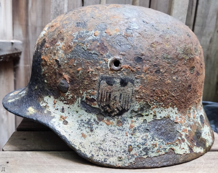 Wehrmacht helmet M40 / from Tver